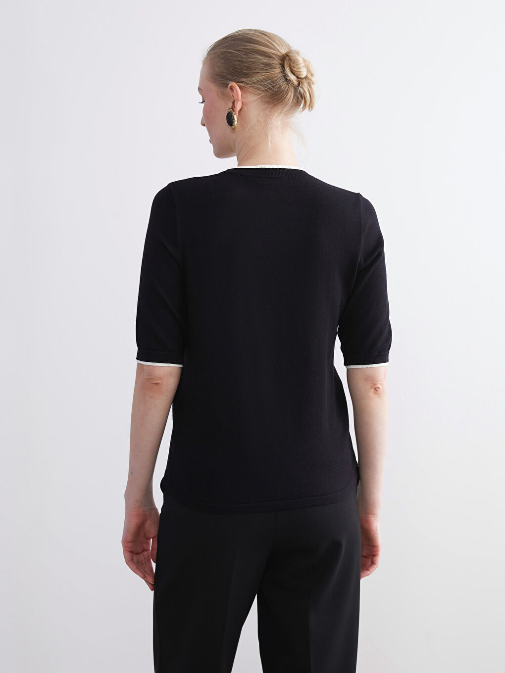 Crew Neck Women's Knitwear Sweater-3