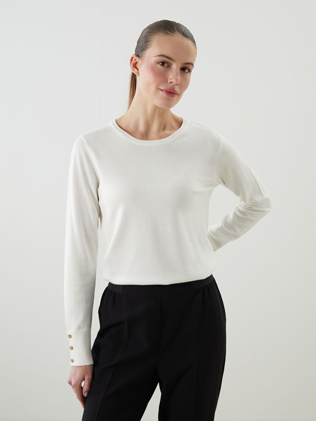 LCWAIKIKI Classic Crew Neck Women's Knitwear Sweater -W56984Z8-R9J