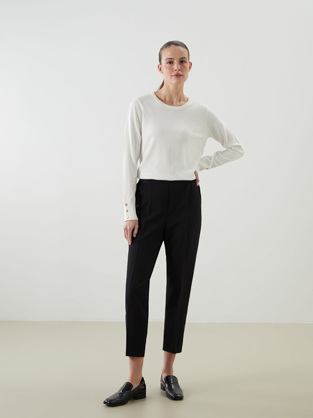 LCWAIKIKI Classic Crew Neck Women's Knitwear Sweater -W56984Z8-R9J
