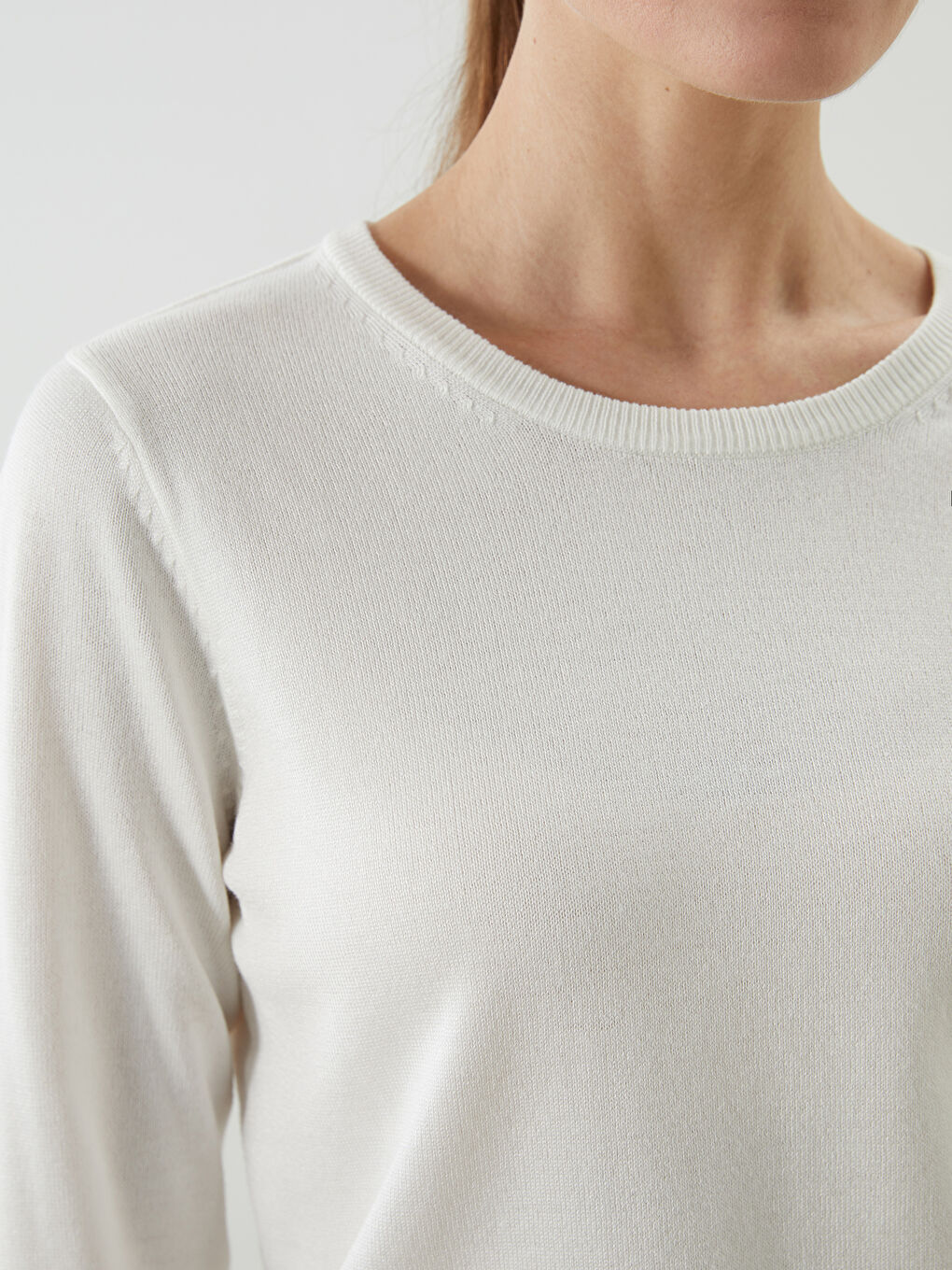 LCWAIKIKI Classic Crew Neck Women's Knitwear Sweater -W56984Z8-R9J
