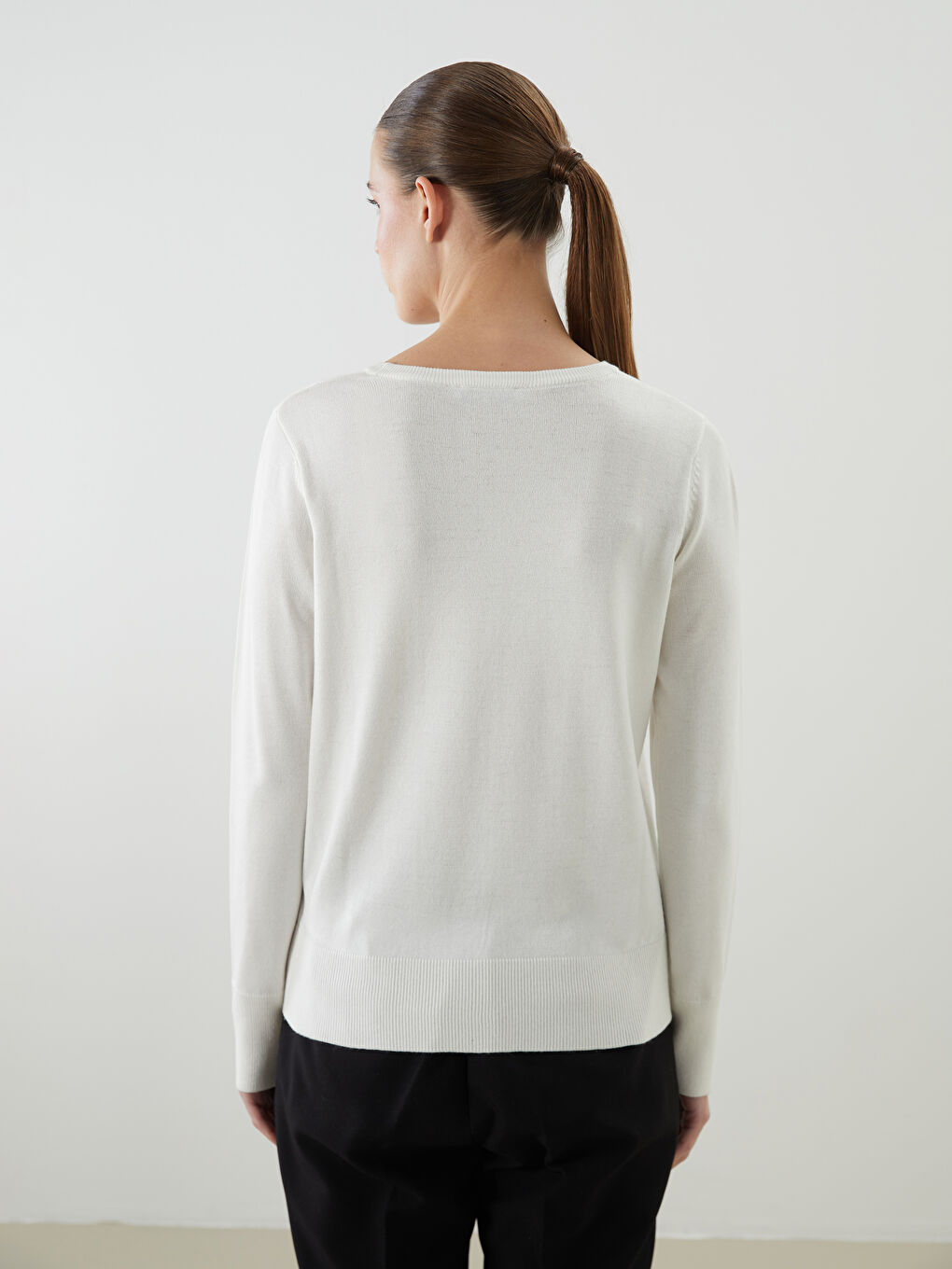 LCWAIKIKI Classic Crew Neck Women's Knitwear Sweater -W56984Z8-R9J