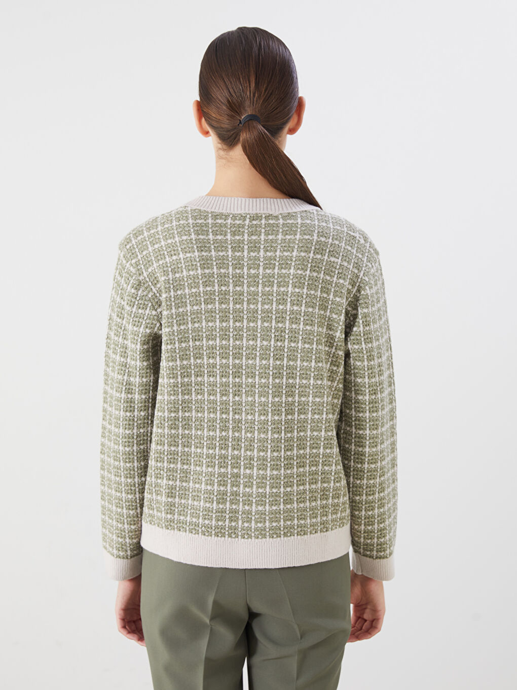 LCWAIKIKI Classic Crew Neck Patterned Women's Knitwear Cardigan -W56985Z8-MKD