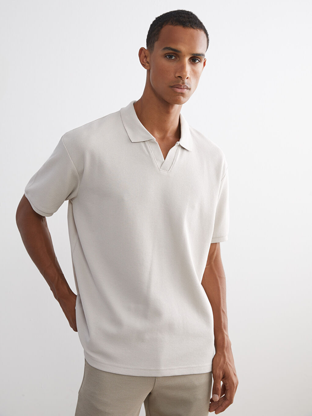 تيشيرت بياقة بولو للرجال