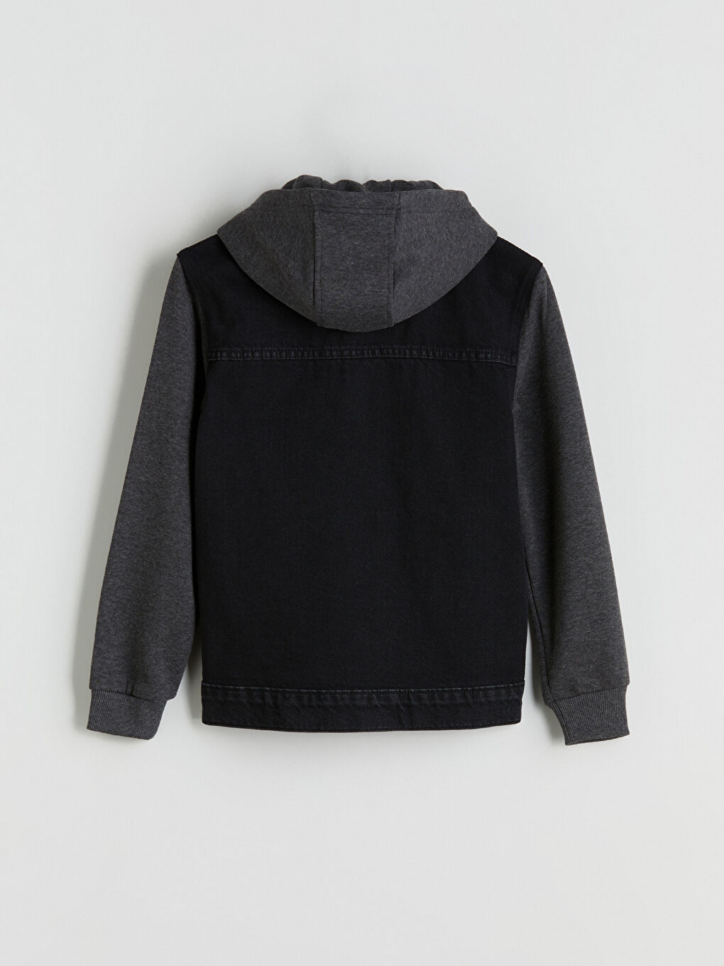 Siyah Kapüşonlu Erkek Çocuk Jean Ceket-4
