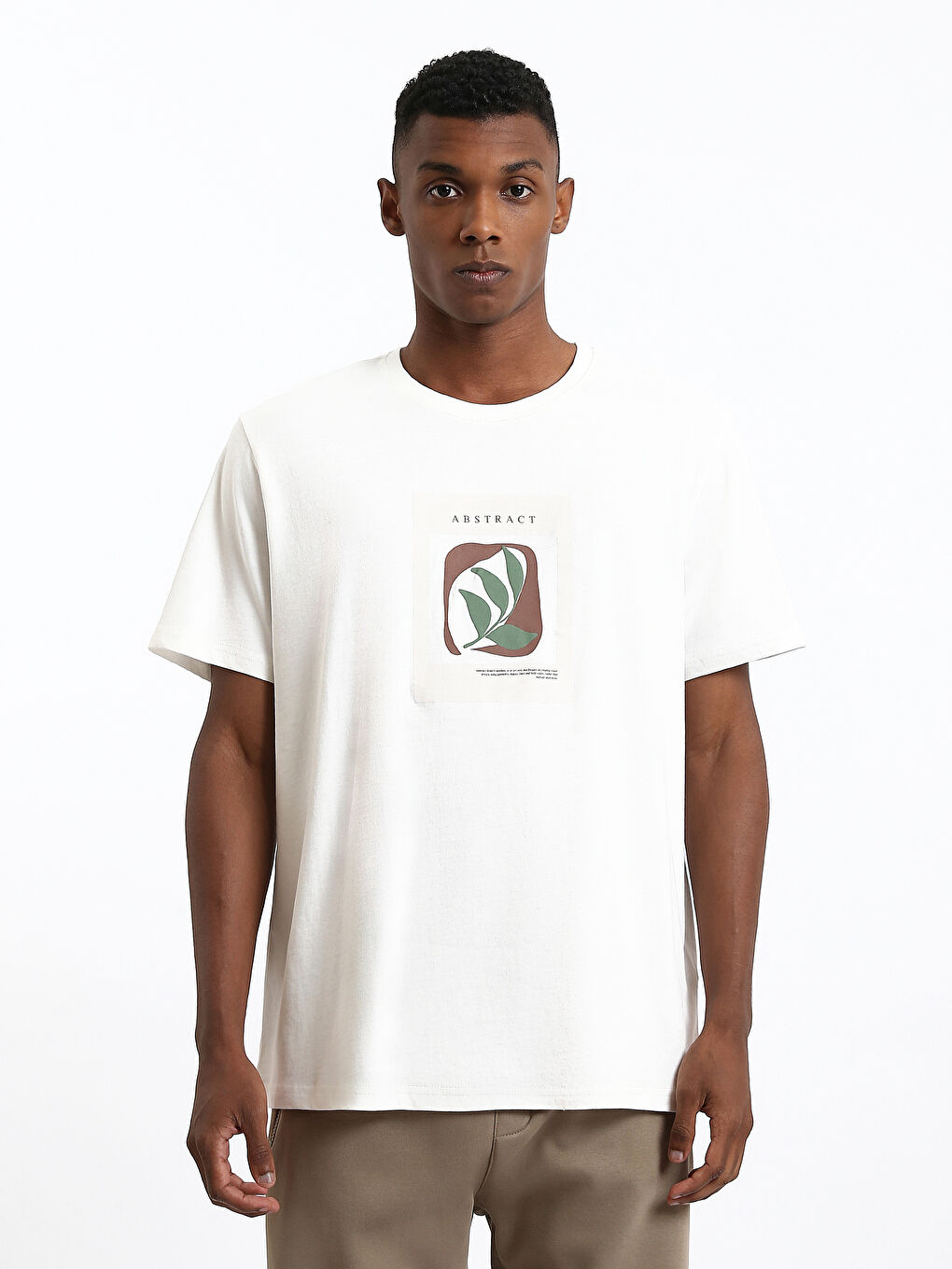 تيشيرت رجالي برقبة دائرية مطبوع من قماش جيرسي-1