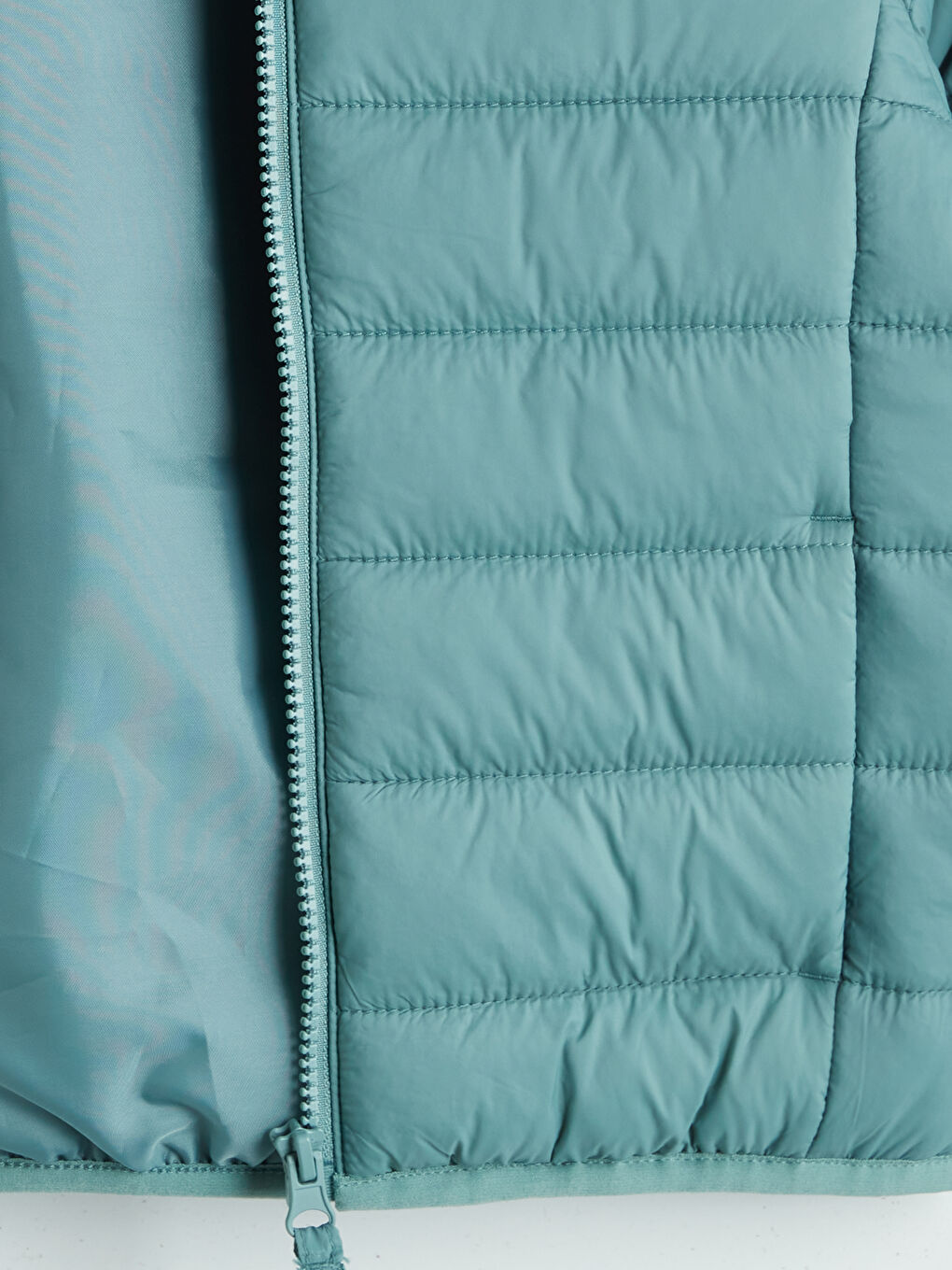 LCW Kids Dečja Puffer Jakna Sa Uspravnom Kragnom -W57150Z1-GP4
