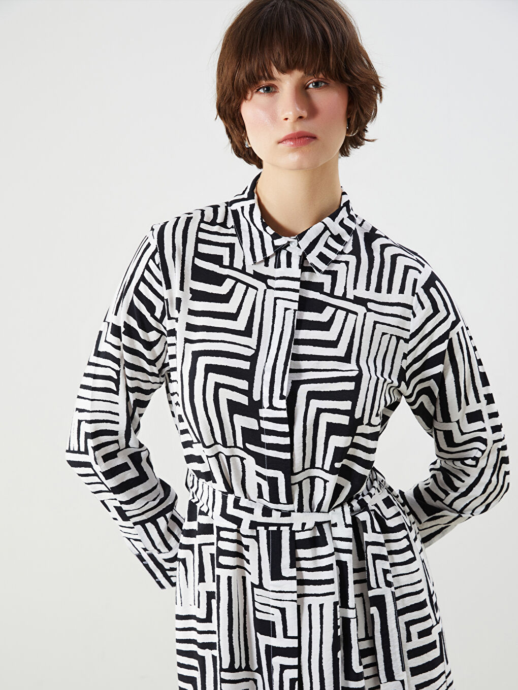 LCWAIKIKI Classic Figured Waistband Shirt Dress -W57186Z8-LQJ