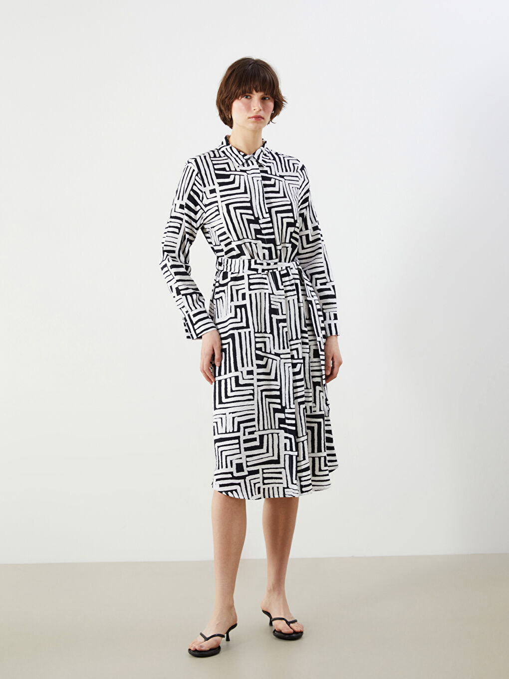 LCWAIKIKI Classic Figured Waistband Shirt Dress -W57186Z8-LQJ