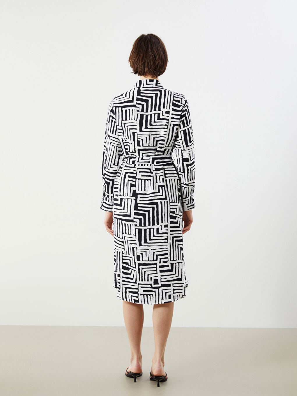 LCWAIKIKI Classic Figured Waistband Shirt Dress -W57186Z8-LQJ