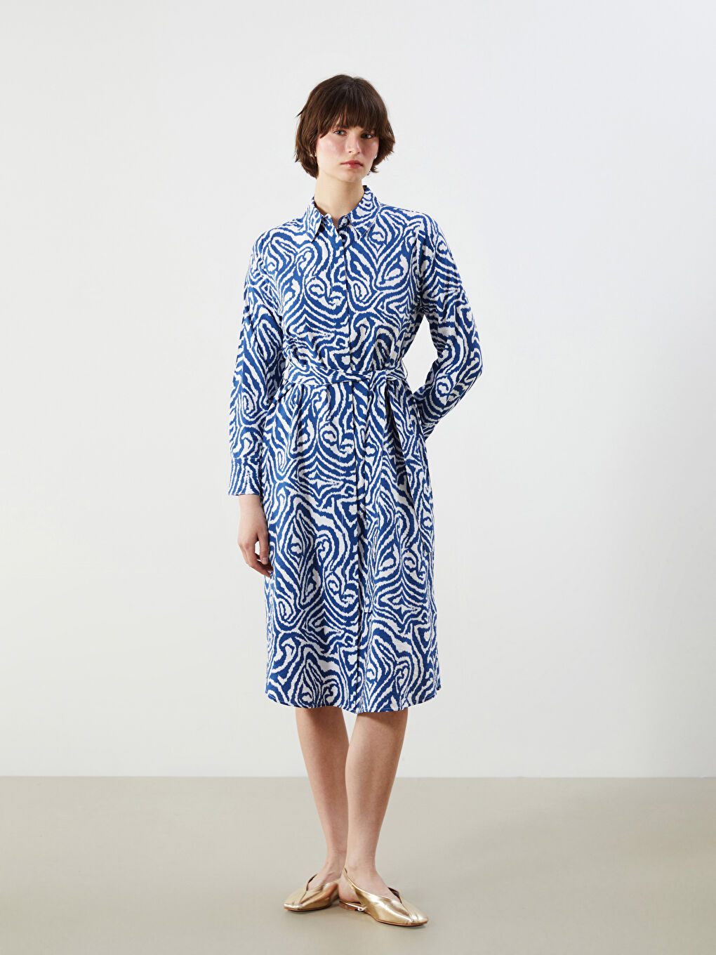 LCWAIKIKI Classic Figured Waistband Shirt Dress -W57186Z8-LQQ