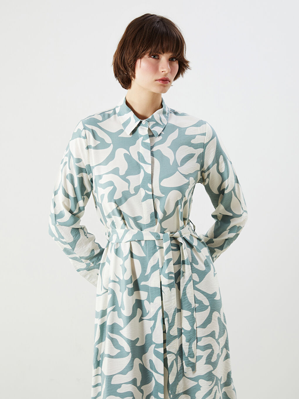 LCWAIKIKI Classic Figured Waistband Shirt Dress -W57186Z8-LRR