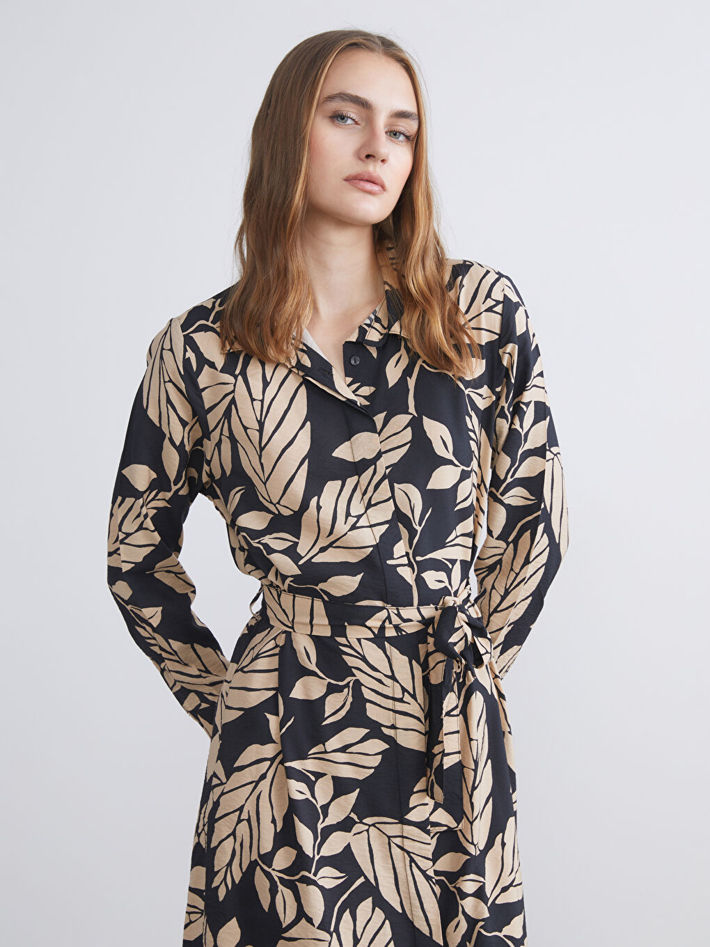 LCWAIKIKI Classic Figured Waistband Shirt Dress -W57187Z8-LQJ