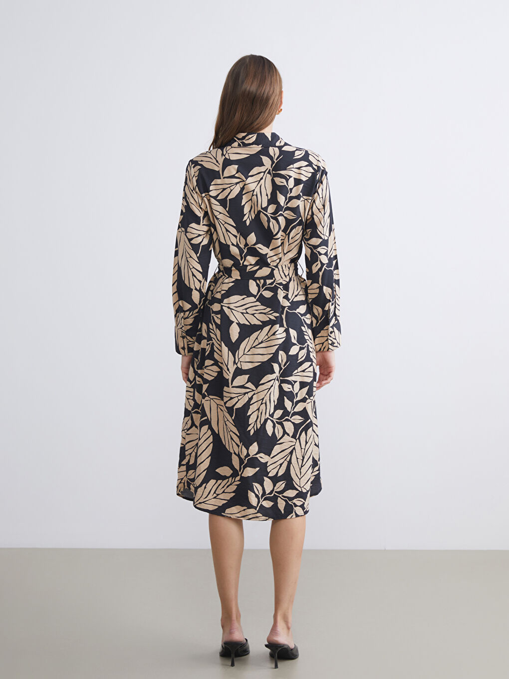 LCWAIKIKI Classic Figured Waistband Shirt Dress -W57187Z8-LQJ
