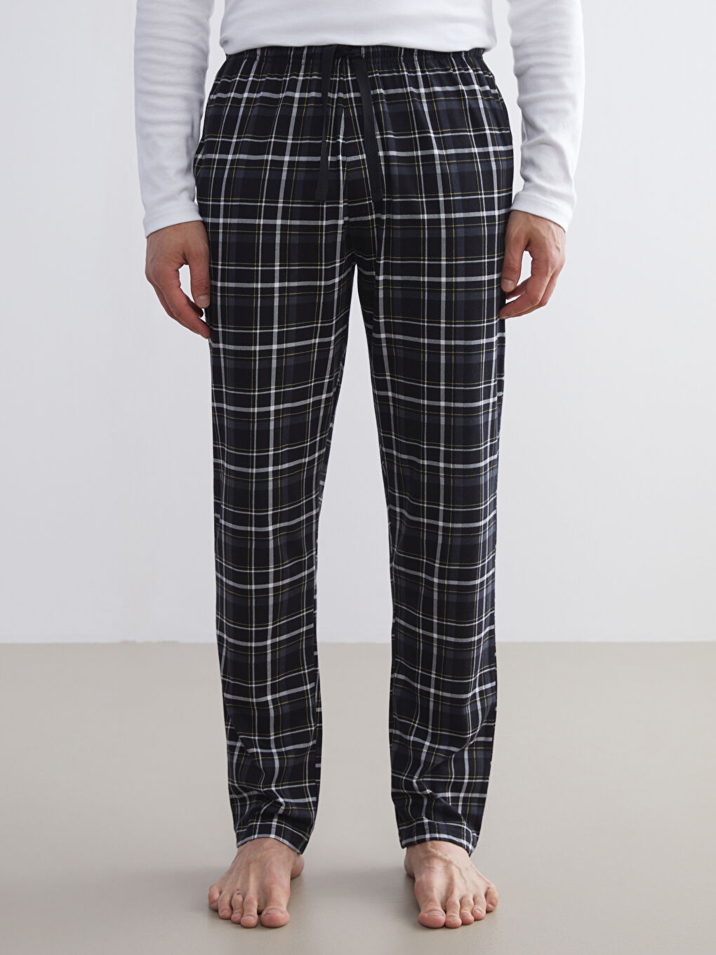 Bas De Pyjama Pour Hommes Coupe Régulière À Carreaux-1