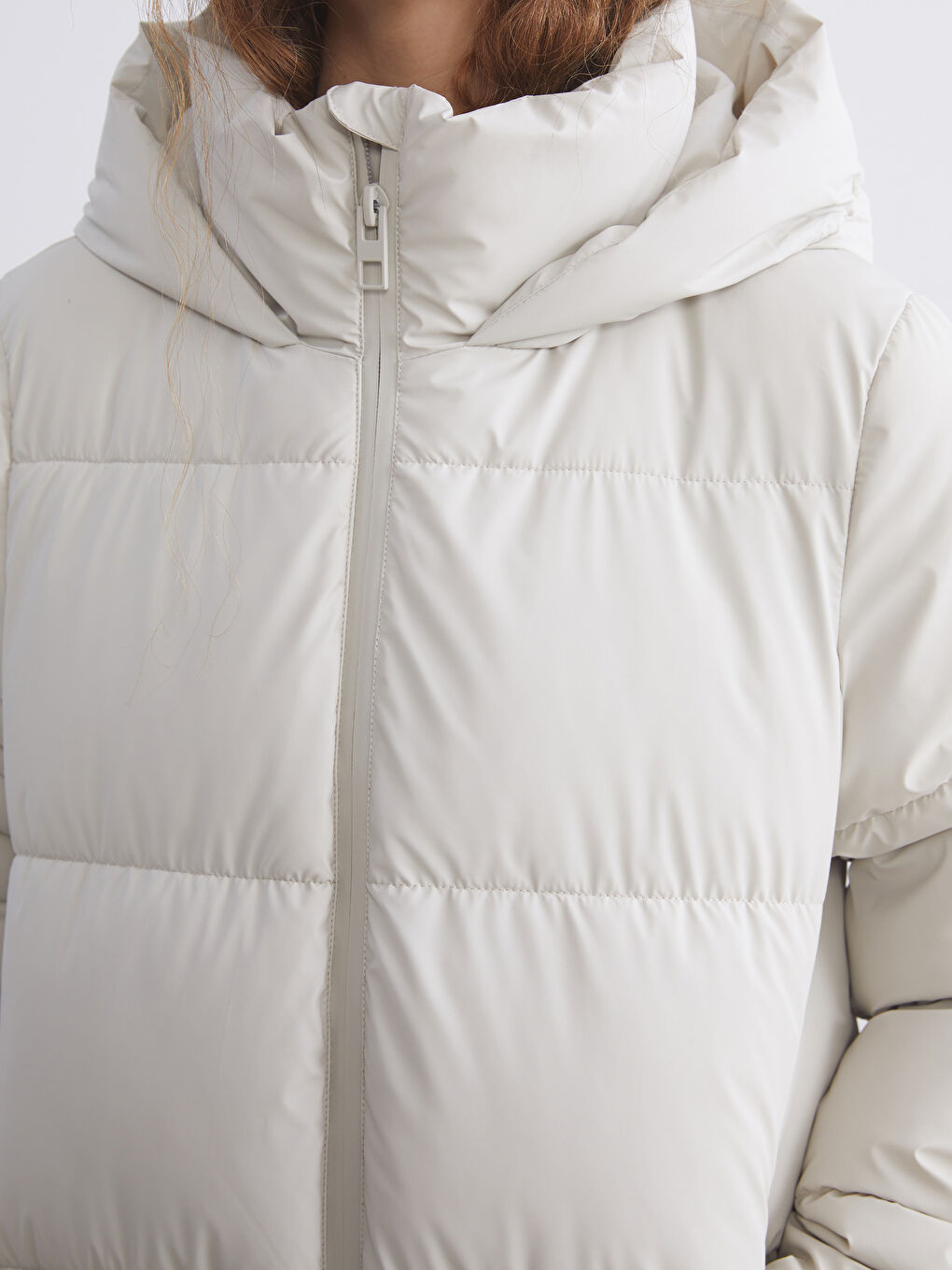 Hooded Women's Puffer Coat-2