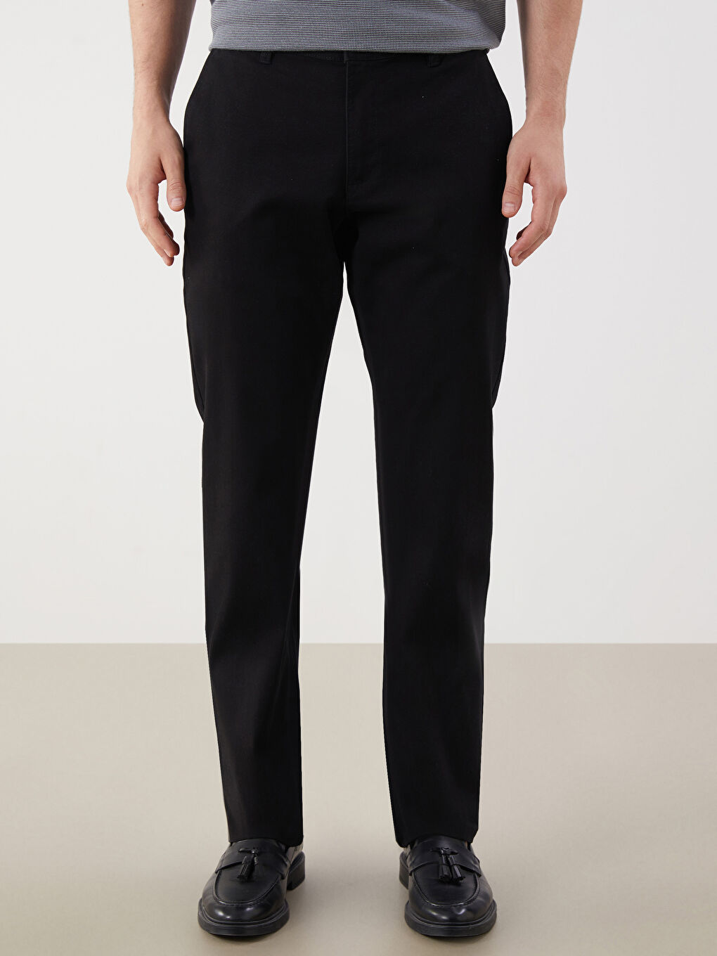 LCWAIKIKI Classic Standard Fit Gabardine Men's Chino Trousers -W57250Z8-CVL