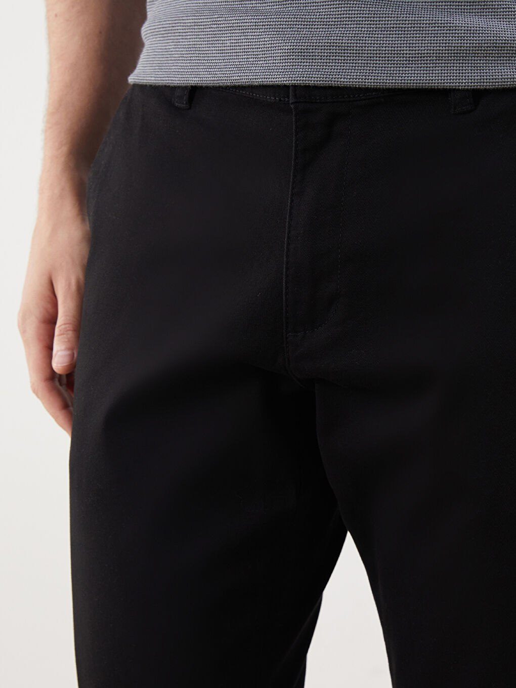 LCWAIKIKI Classic Standard Fit Gabardine Men's Chino Trousers -W57250Z8-CVL