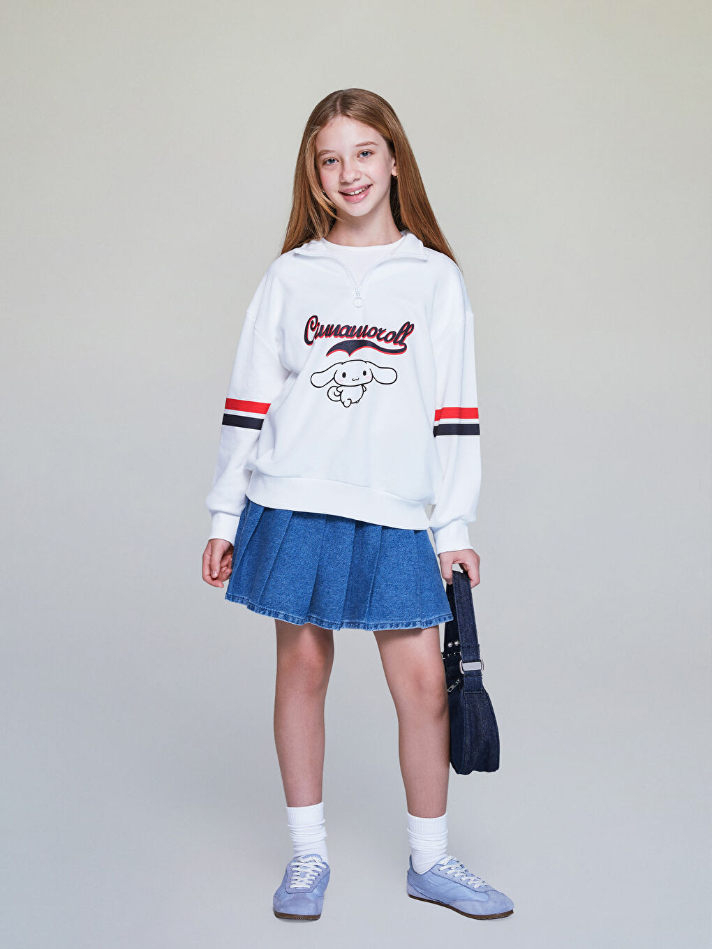 Funnel Neck Cinnamoroll Printed Girls' Sweatshirt-1