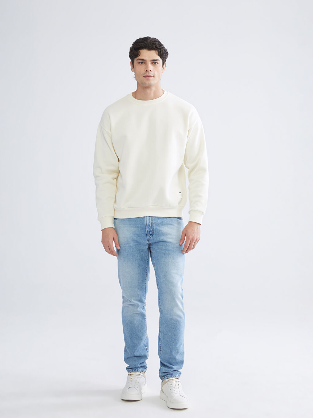 Crew Neck Embroidered Men's Thick Sweatshirt-1