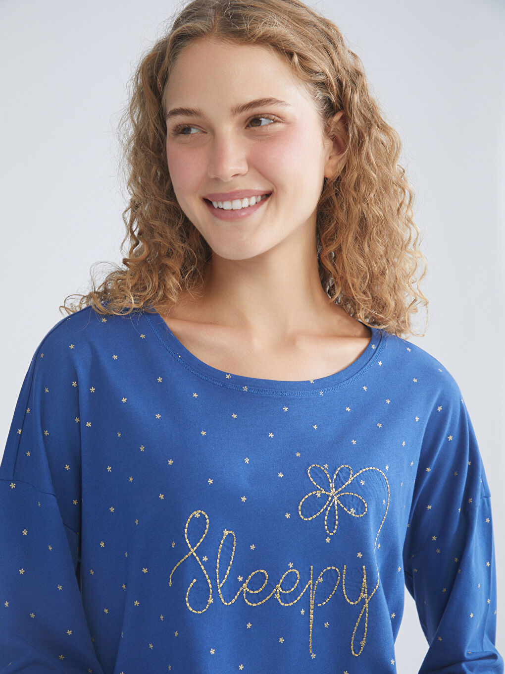 LCW DREAM Crew Neck Polka Dot Long Sleeve Women's Pyjamas Set -W57565Z8-LQN