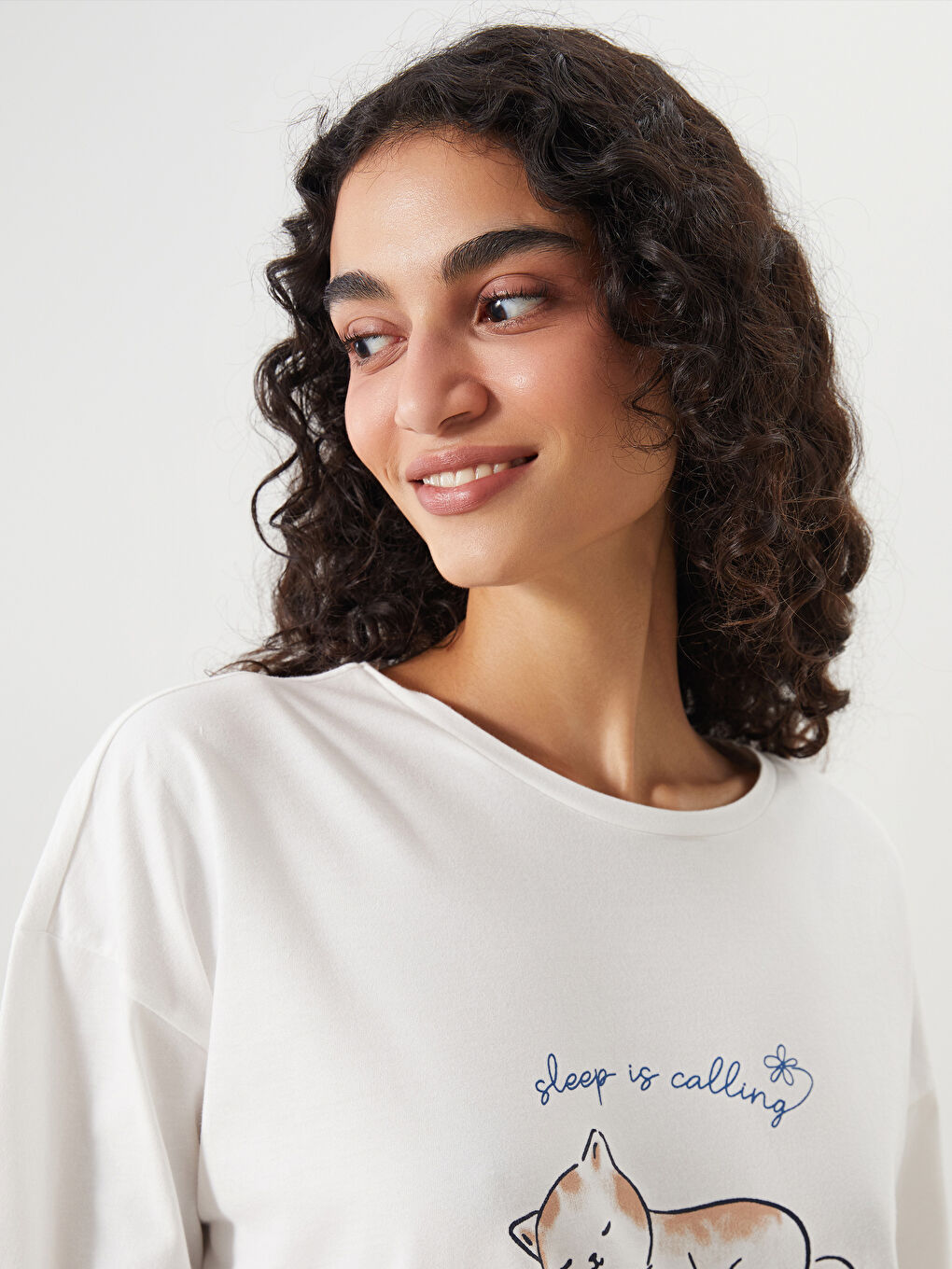LCW DREAM Crew Neck Printed Women's Pyjama Set -W57568Z8-LQB