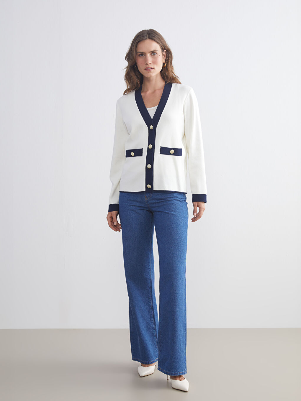 V Neck Women's Knitwear Cardigan-1