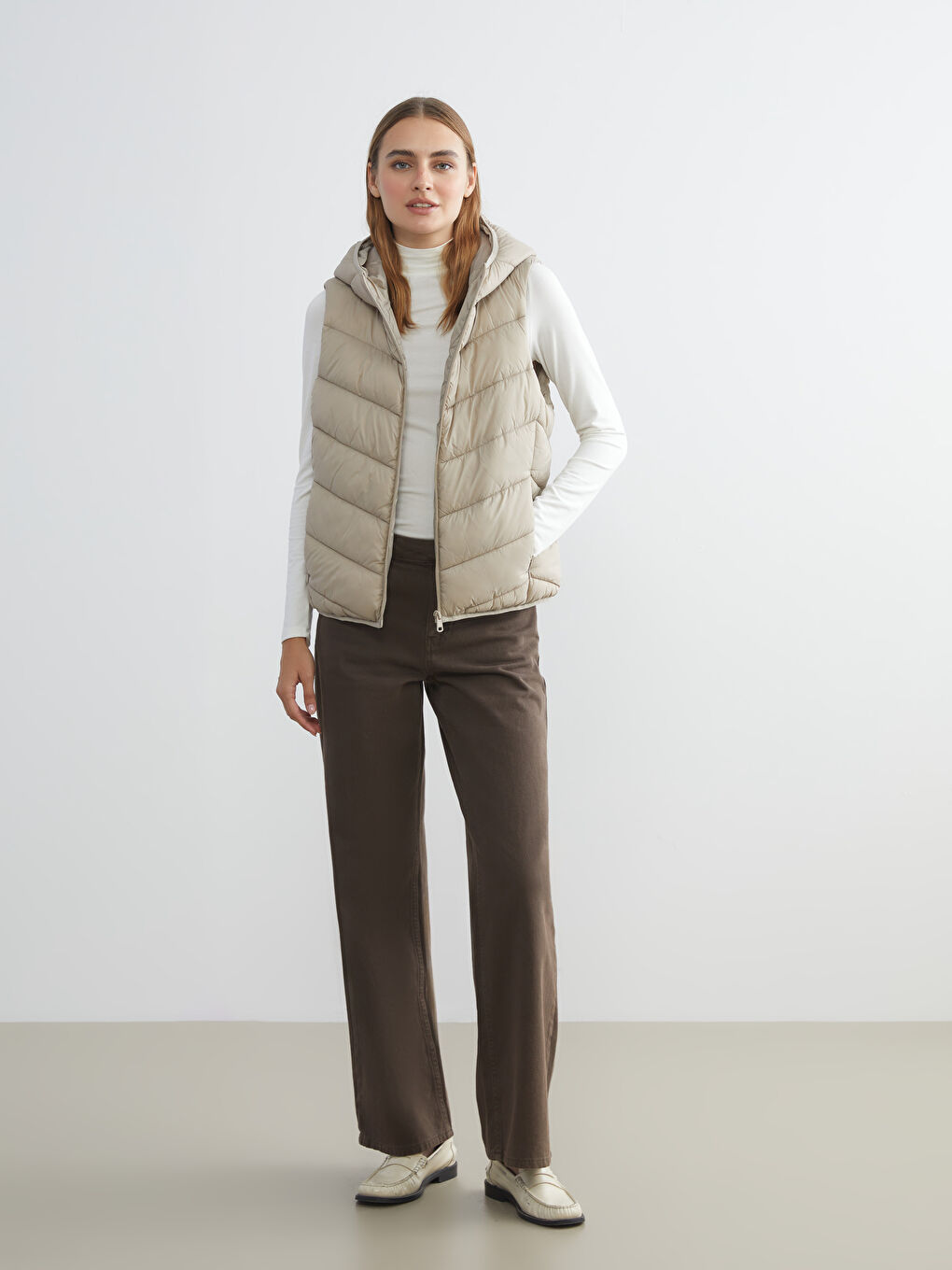 Bej Kapüşonlu Kadın Şişme Yelek-2