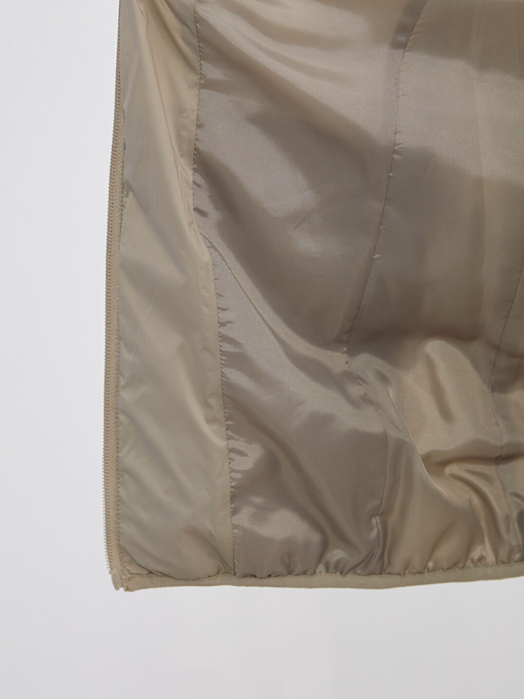 Bej Kapüşonlu Kadın Şişme Mont-3