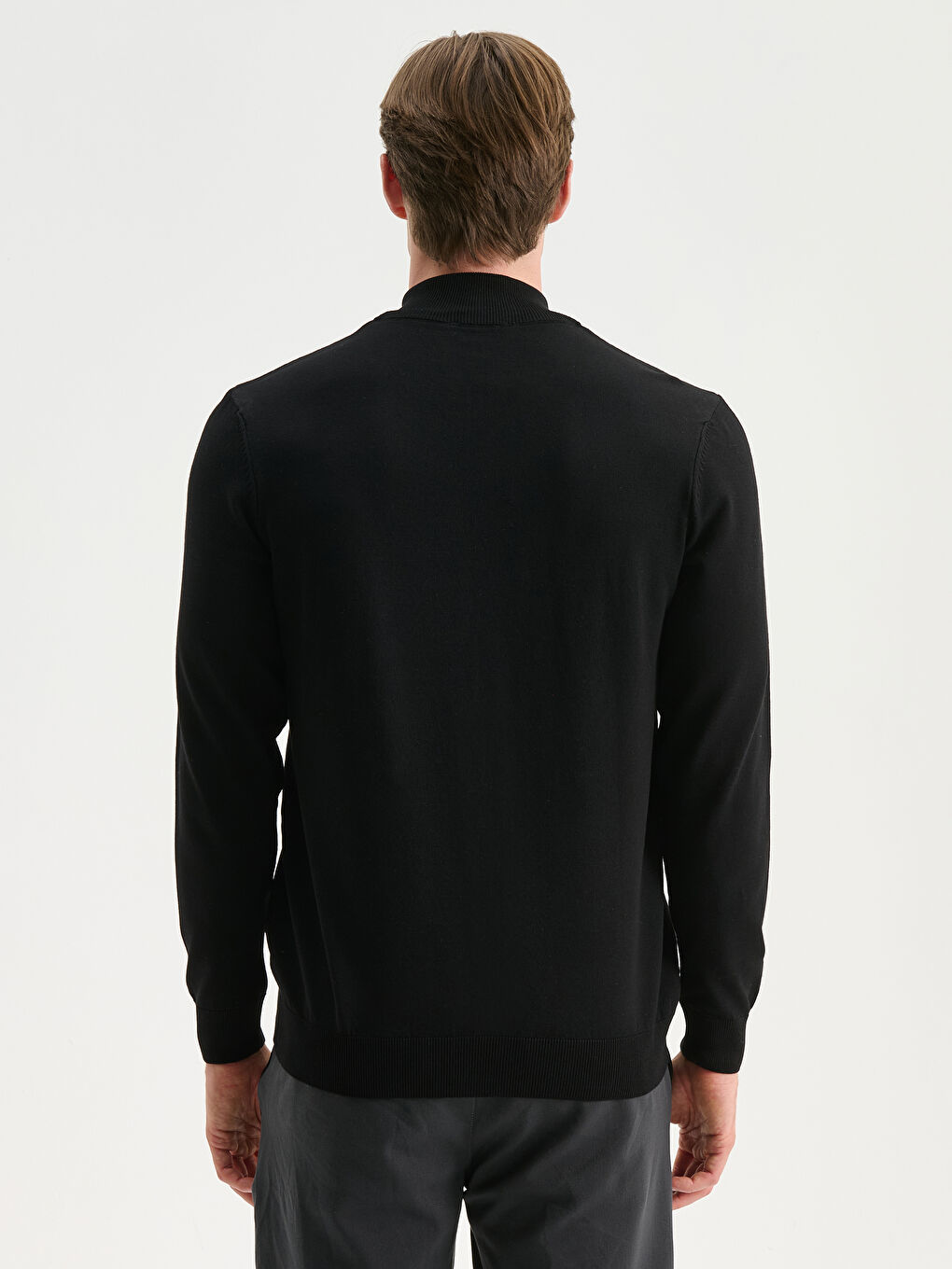 Siyah Standart Kalıp Dik Yaka Erkek Triko Hırka-3