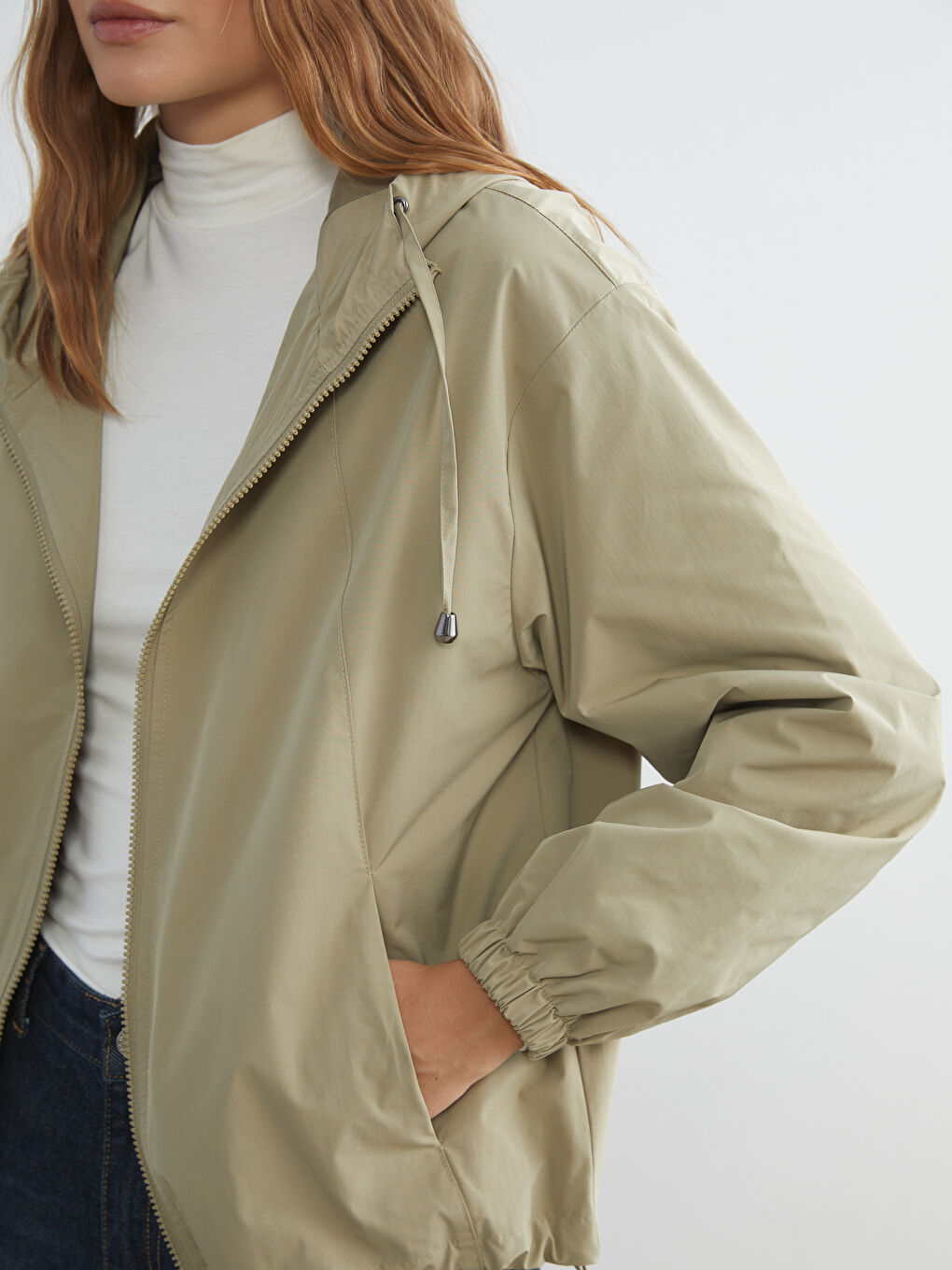 Haki Kapüşonlu Kadın Yağmurluk-2