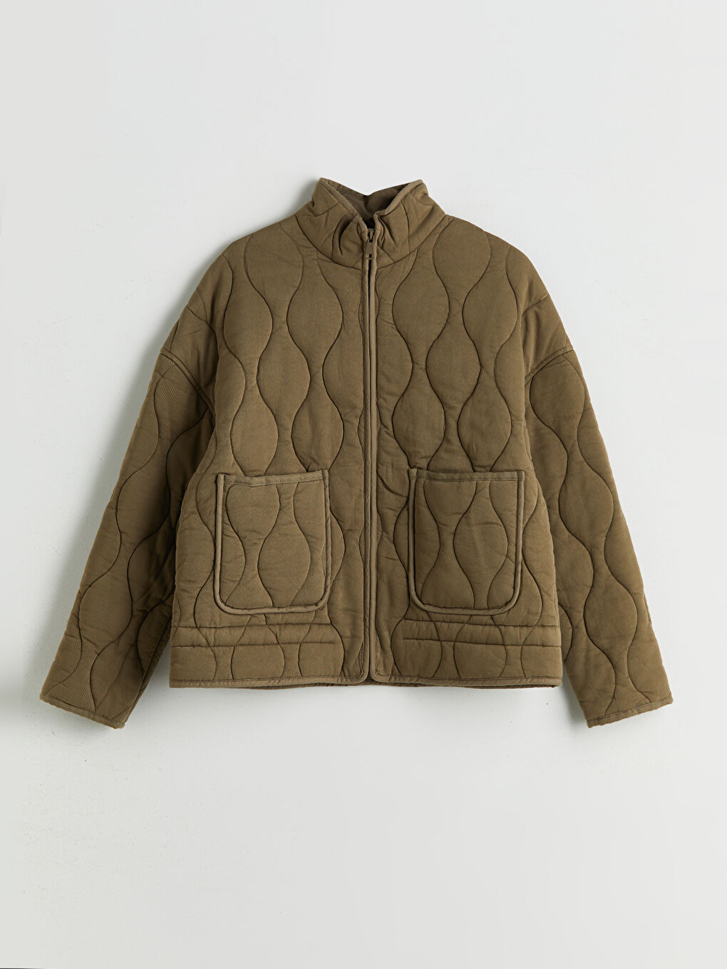 Haki Dik Yaka Kapitone Oversize Kadın Mont-5