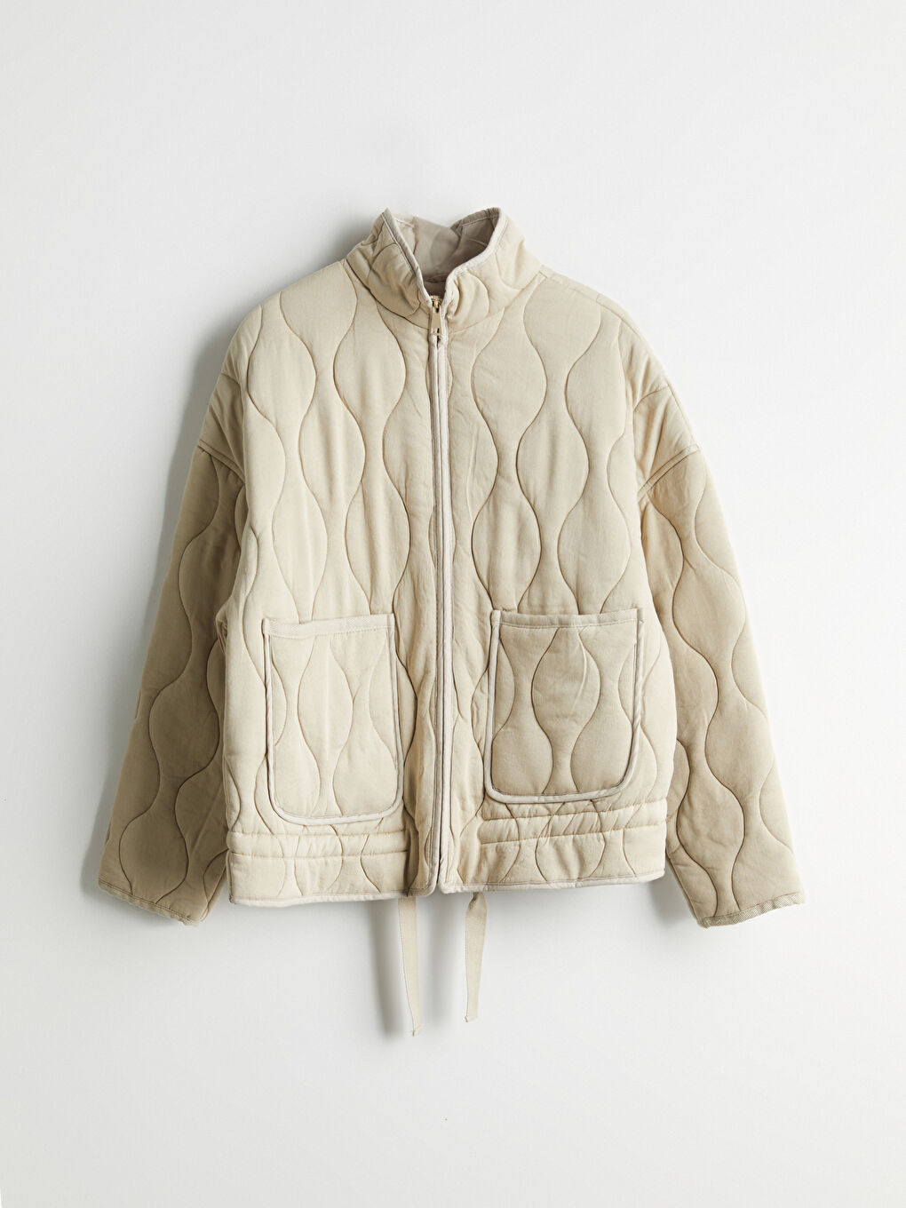 Bej Dik Yaka Kapitone Oversize Kadın Mont-5