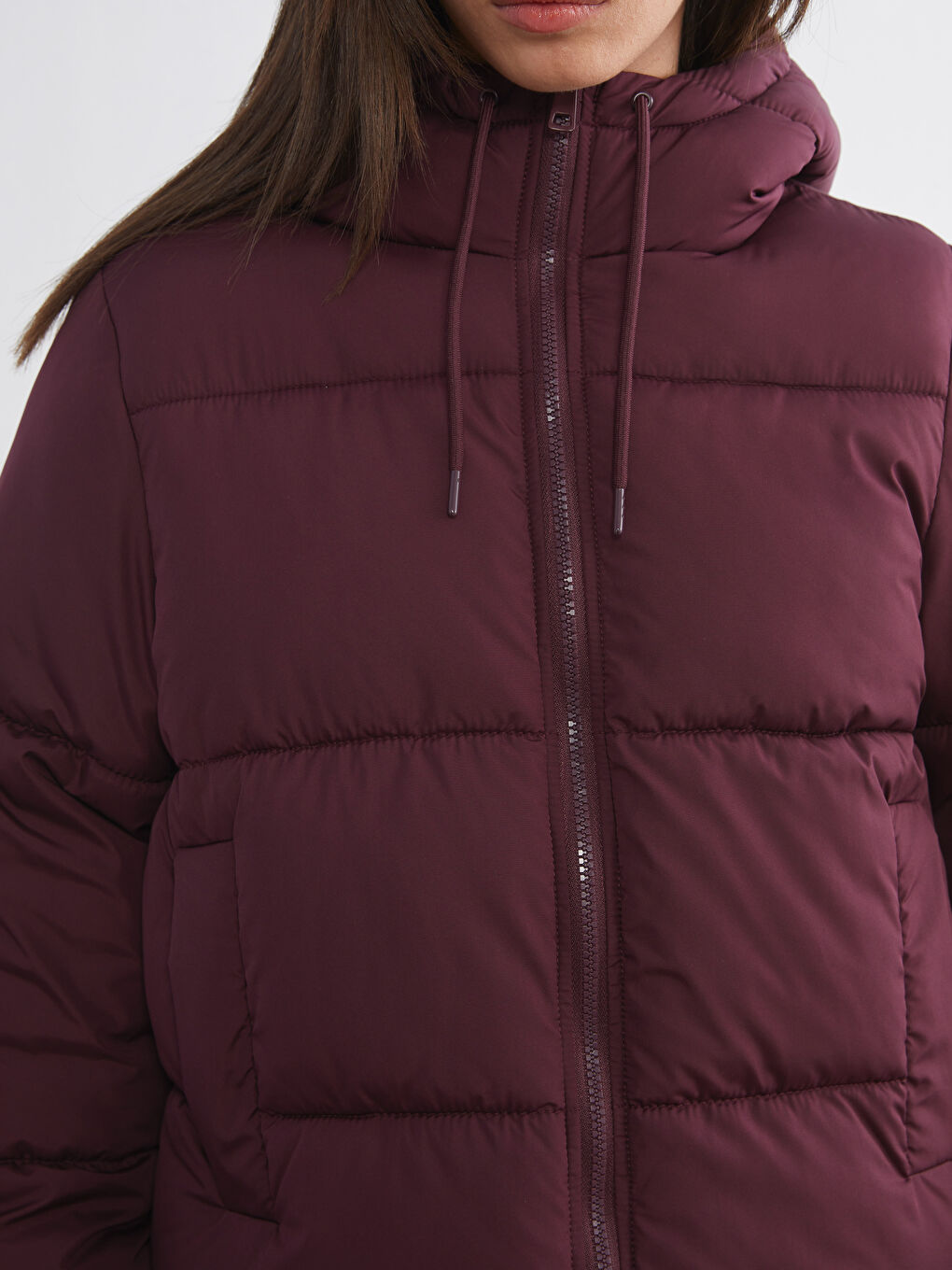 Bordo Kapüşonlu Kadın Şişme Mont-2