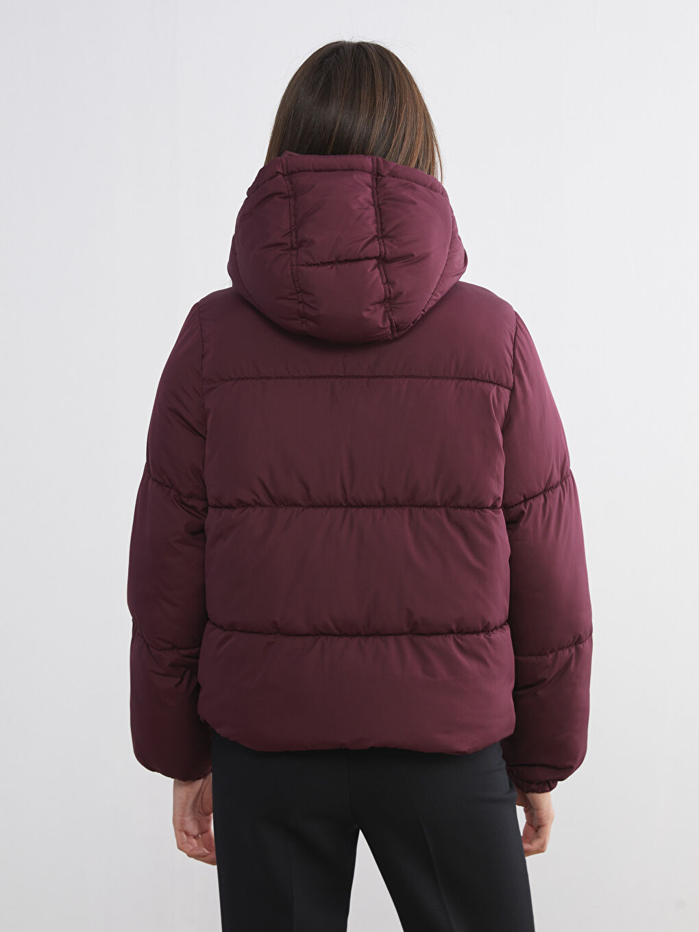 Bordo Kapüşonlu Kadın Şişme Mont-4