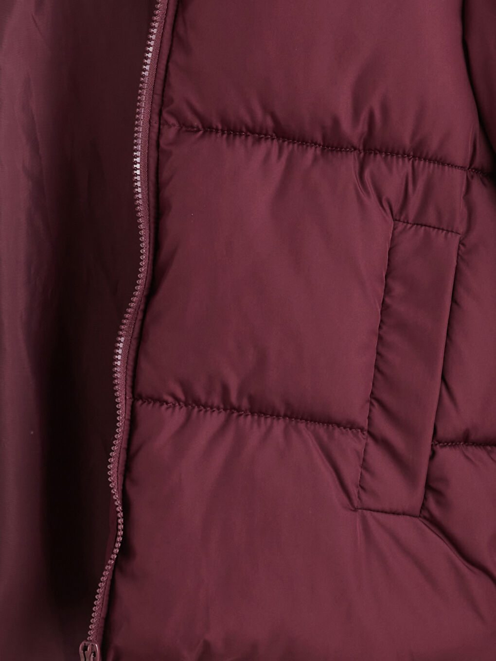 Bordo Kapüşonlu Kadın Şişme Mont-6