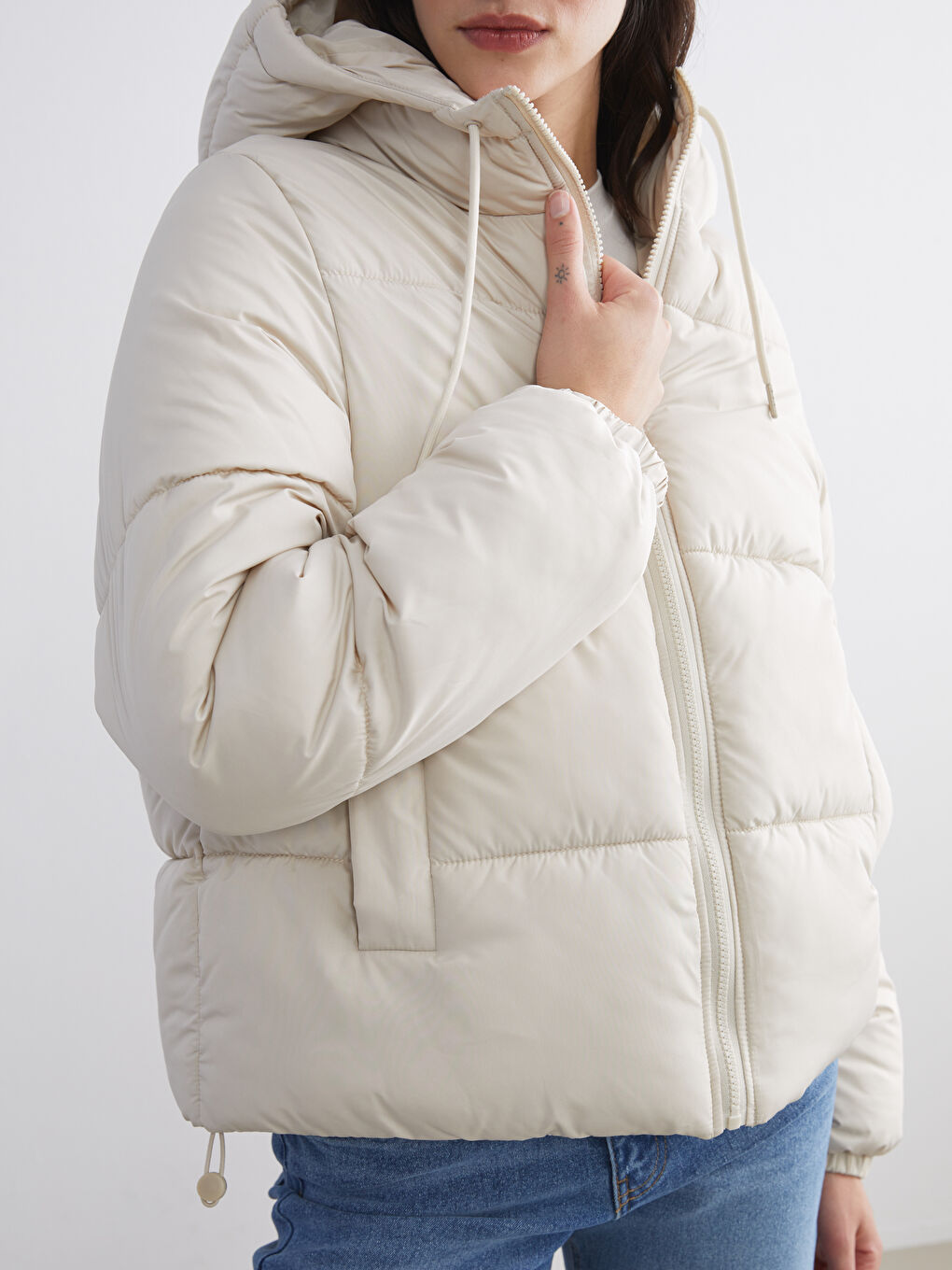 Ženska Puffer Jakna sa Kapuljačom-4