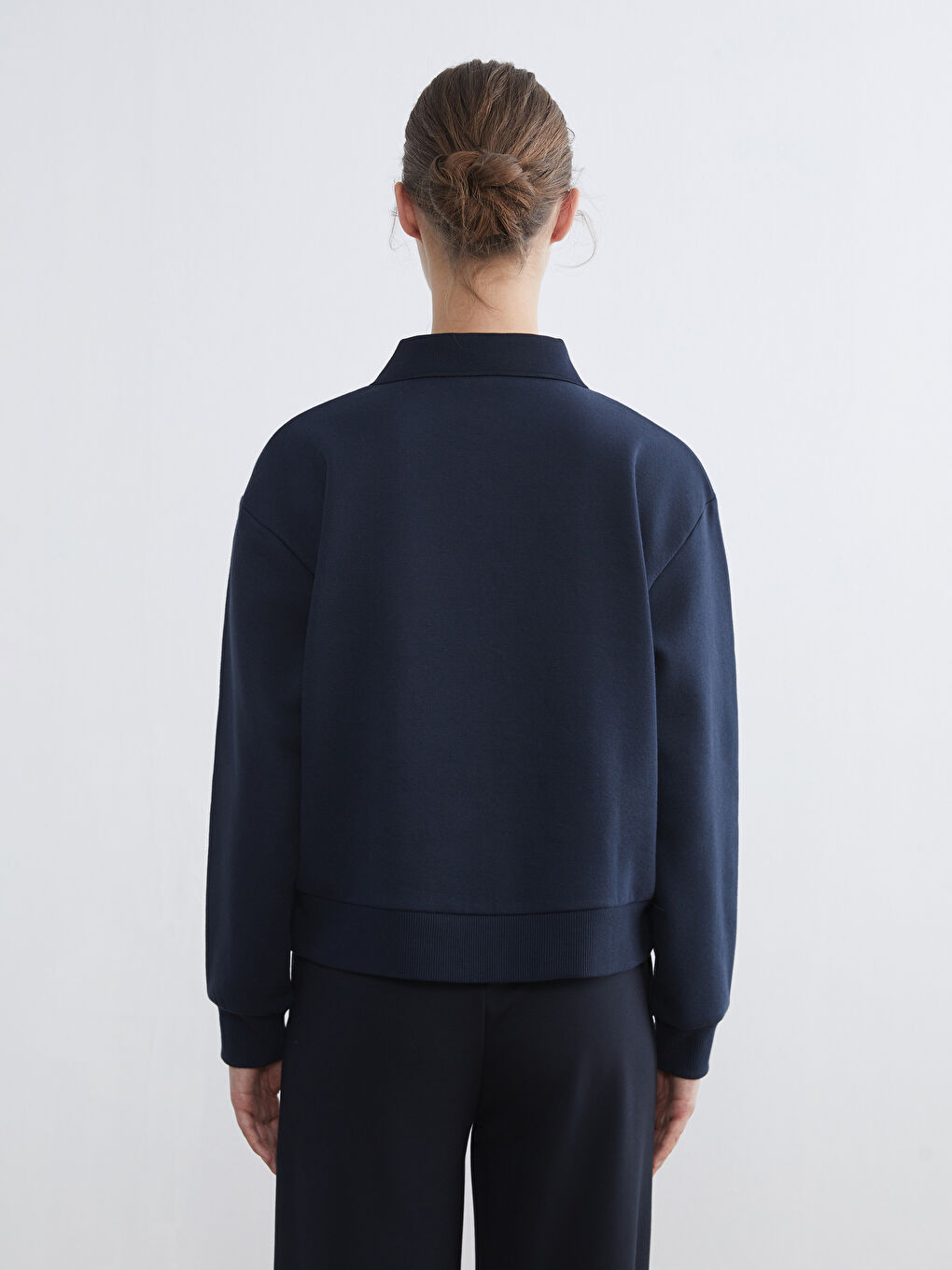 Woman NAVY Sweatshirt-3