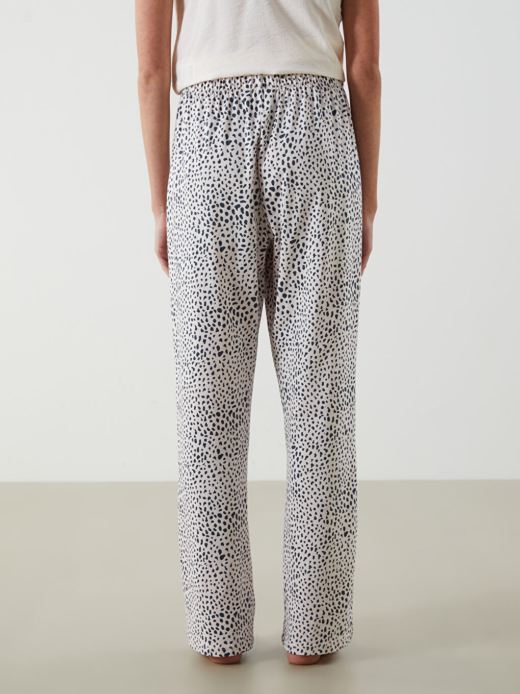 LCW DREAM Elasticated Waist Patterned Women's Pyjama Bottoms -W57832Z8-LT6