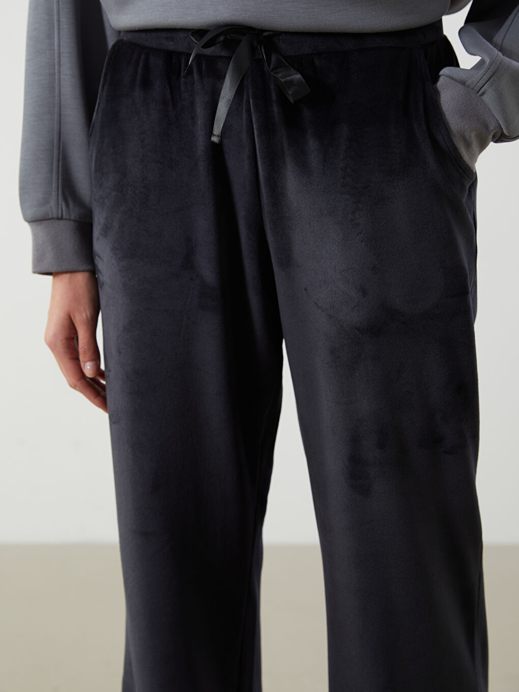 Elastic Waist Velvet Women's Pyjama Bottoms-2