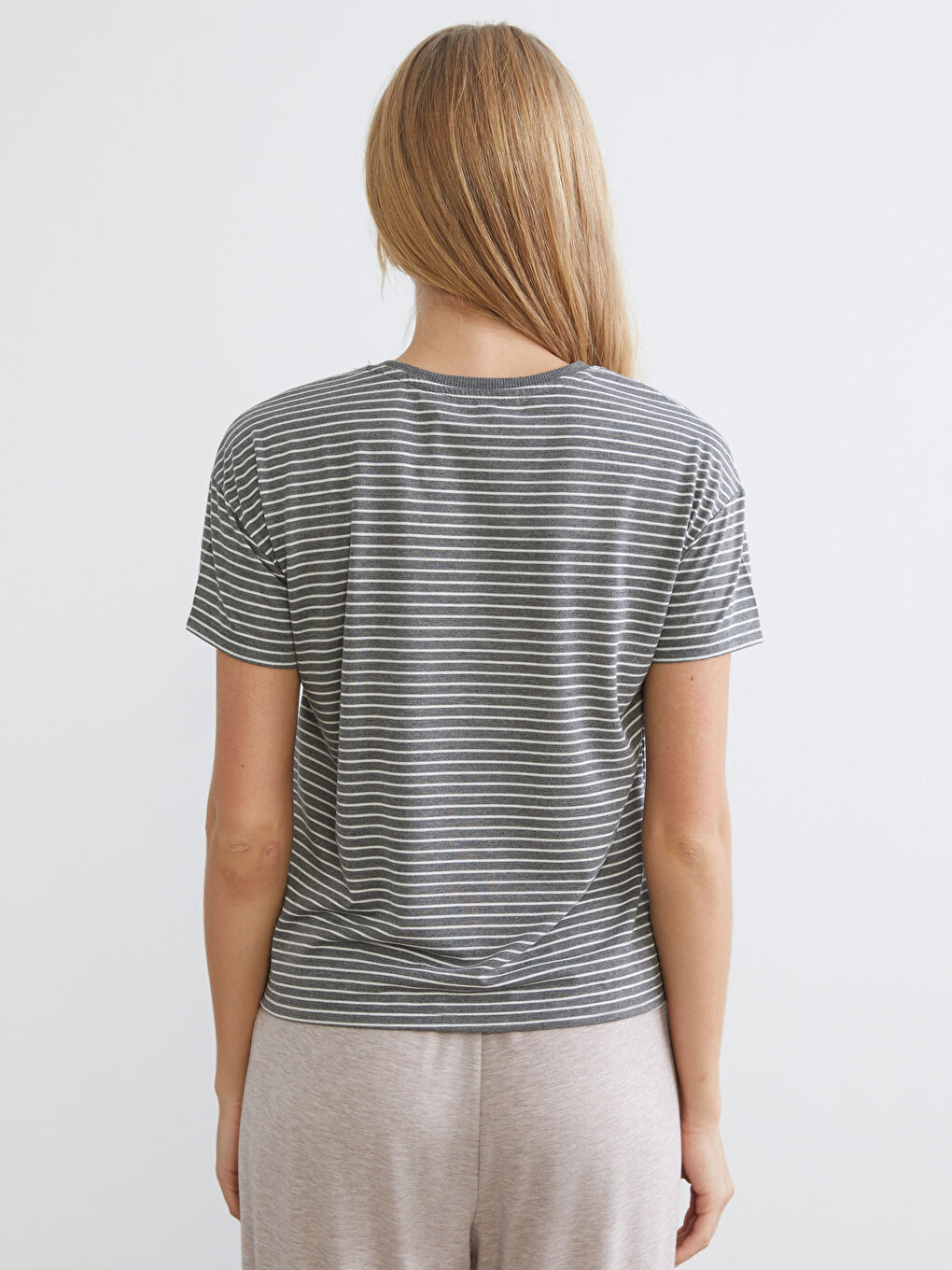 Karışık Bisiklet Yaka Çizgili Kadın Pijama Üstü-3