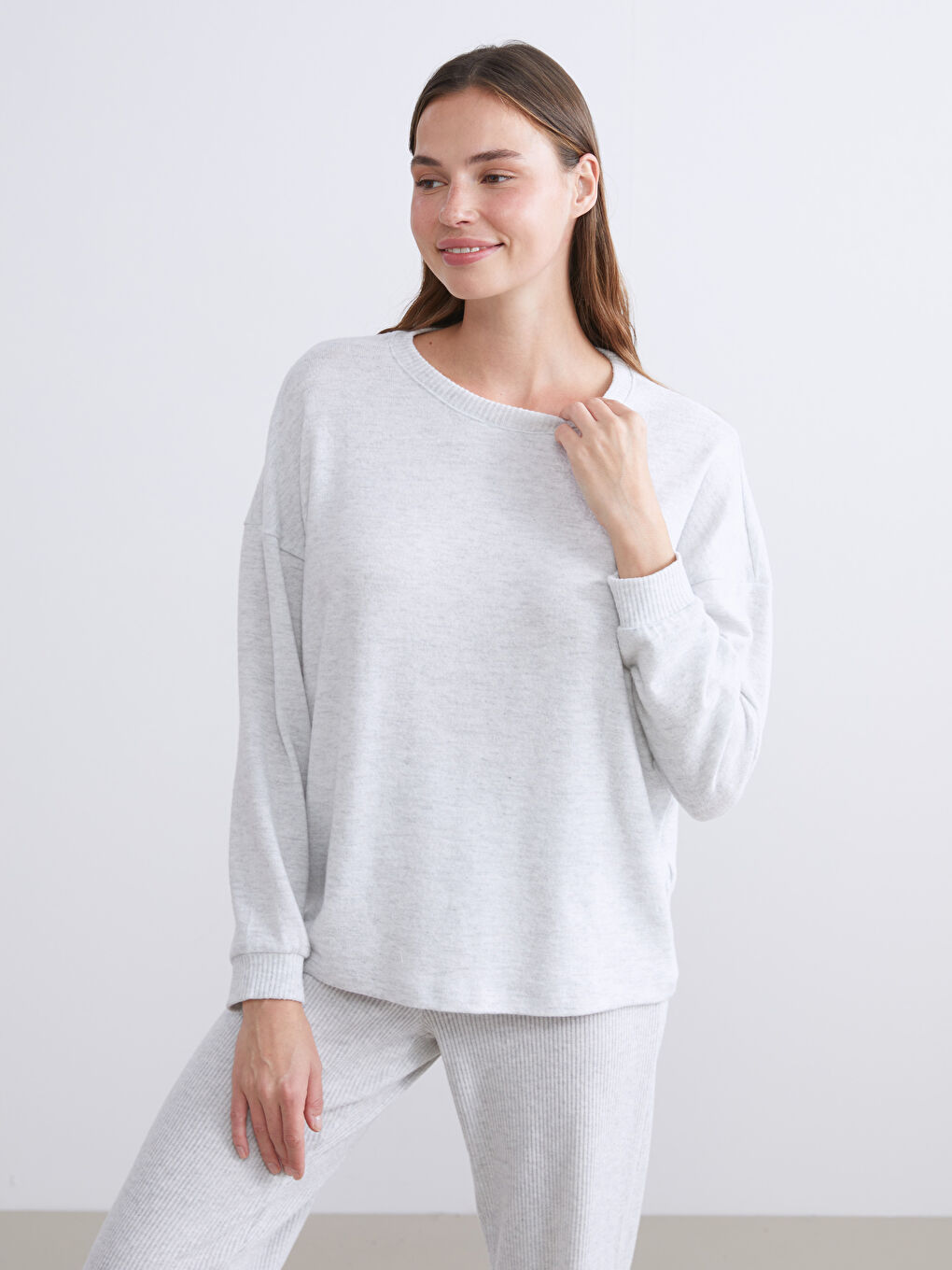Crew Neck Women's Pyjama Set-1