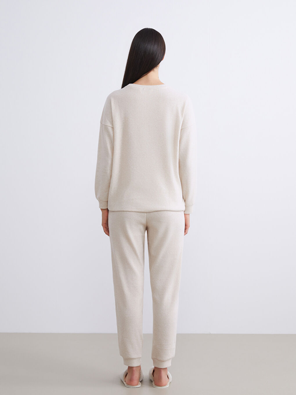 Crew Neck Women's Pyjama Set-3