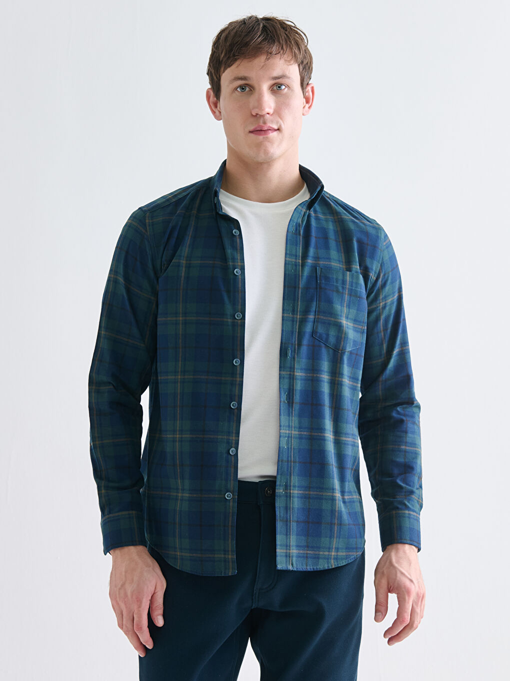 LCWAIKIKI Classic Regular Fit Long Sleeve Plaid Gabardine Men's Shirt -W57933Z8-LME