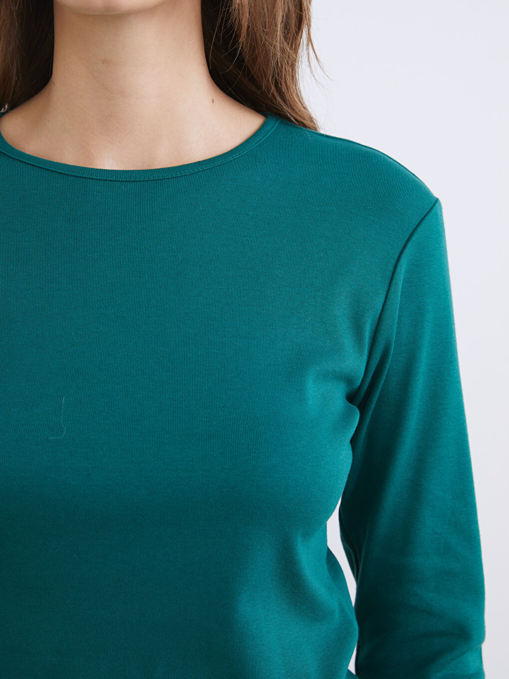 Yeşil Bisiklet Yaka Kadın Tişört-2