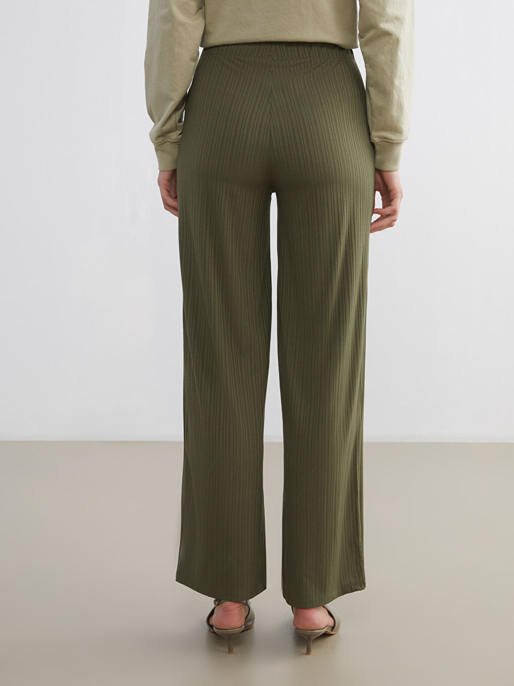 Elastic Waist Textured Women's Sweatpants-3