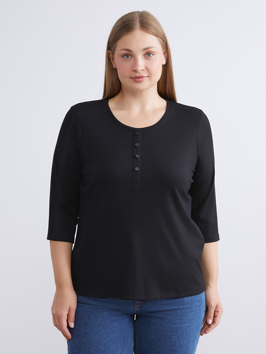 Siyah Bisiklet Yaka Kadın Tişört-1