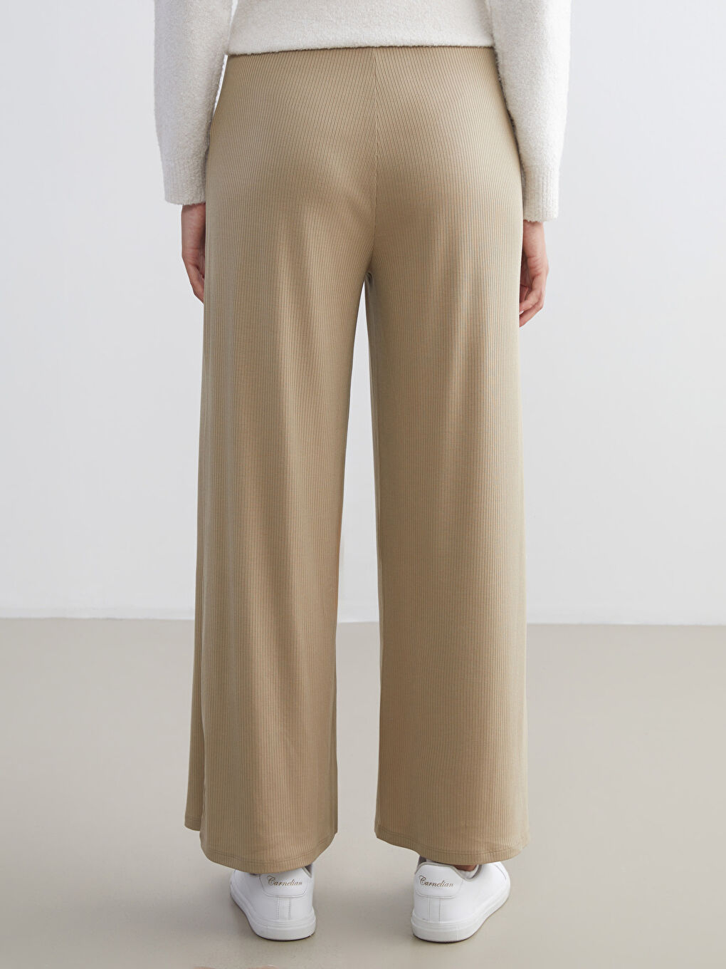 LCWAIKIKI Basic Women's Sweatpants with Elastic Waist -W57952Z8-GVP