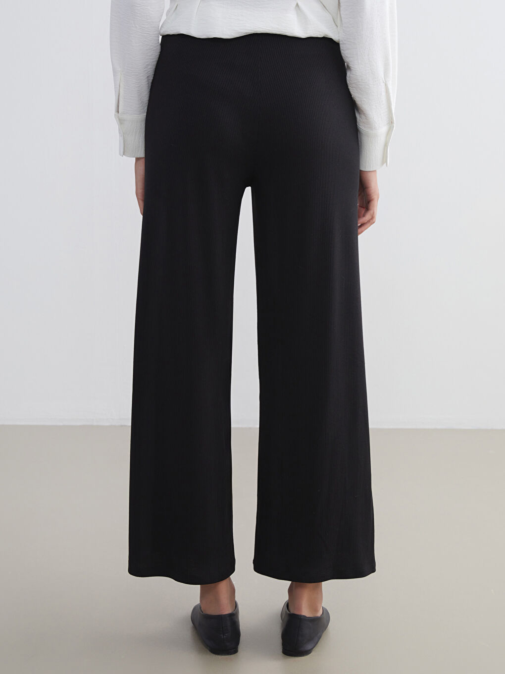 LCWAIKIKI Basic Women's Sweatpants with Elastic Waist -W57952Z8-CVL