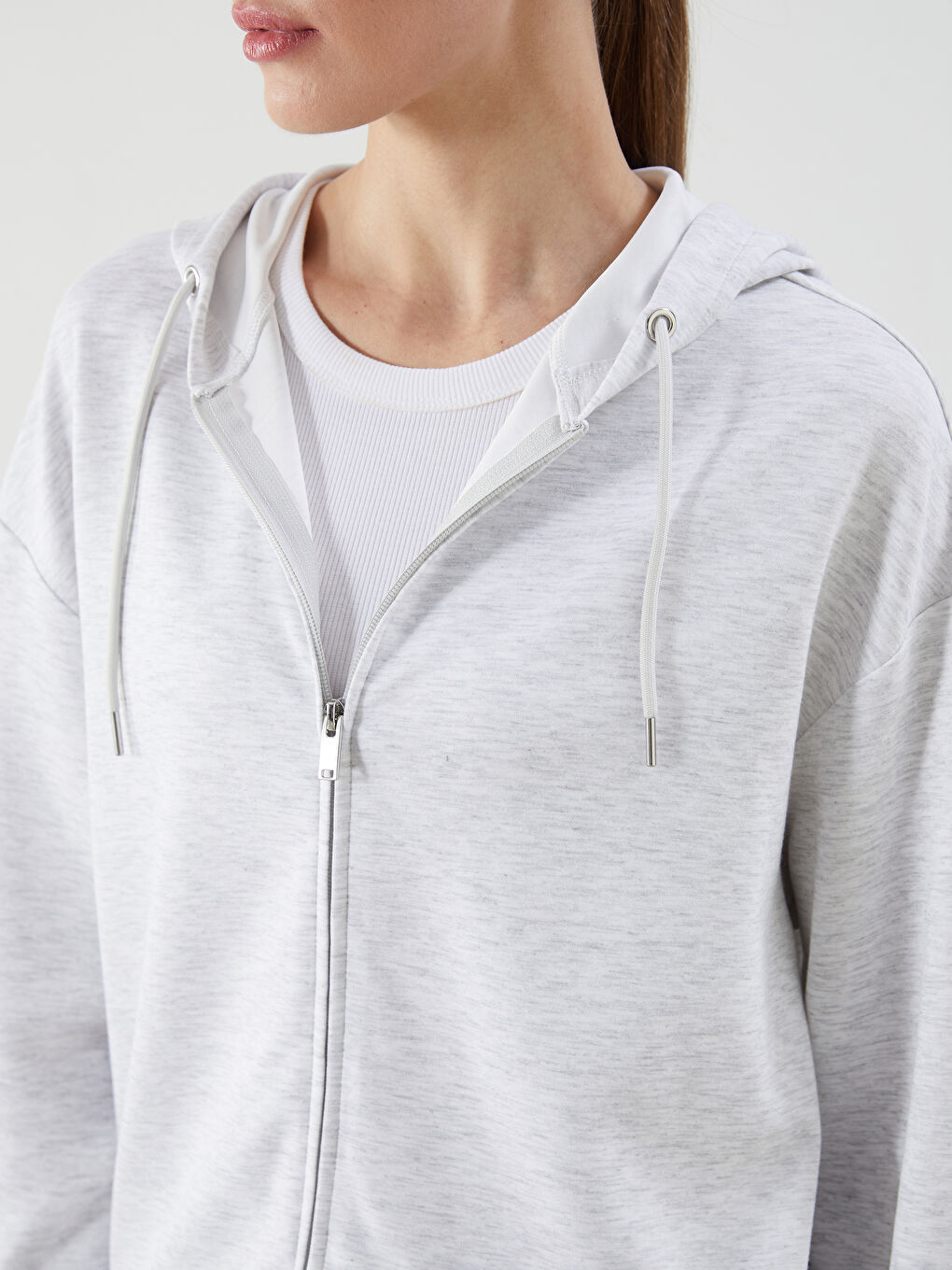 LCWAIKIKI Classic Hooded Oversize Women's Zipper Sweatshirt -W57958Z8-847