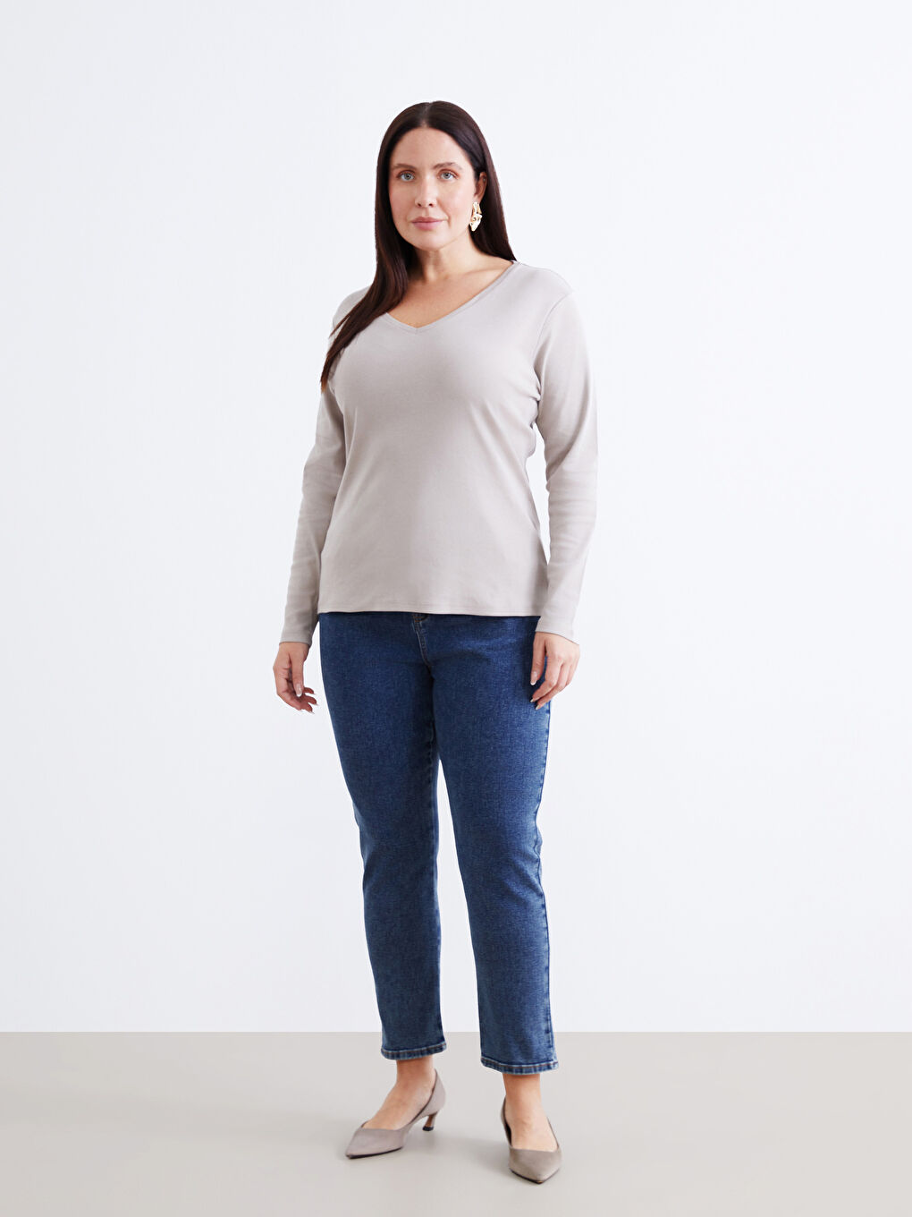 Bej V Yaka Uzun Kollu Kadın Tişört-5